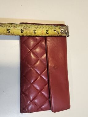BUXTON Quilted Red Burgubdy Leather Women’s Clutch Wallet